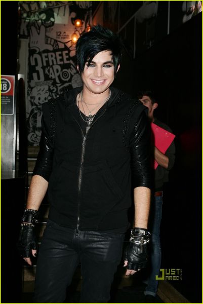 adam-lambert-mardi-gras-party-photocall-sydney-03.jpg