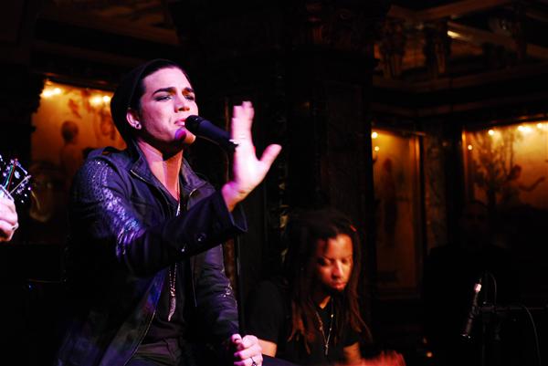 Adam-Lambert-s-Sydney-acoustic-showcase-116724.jpg