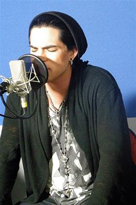 Adam-Lambert-Nova-117182.jpg