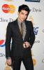 adam-lambert-2011-grammy-awards-02132011-04.jpg