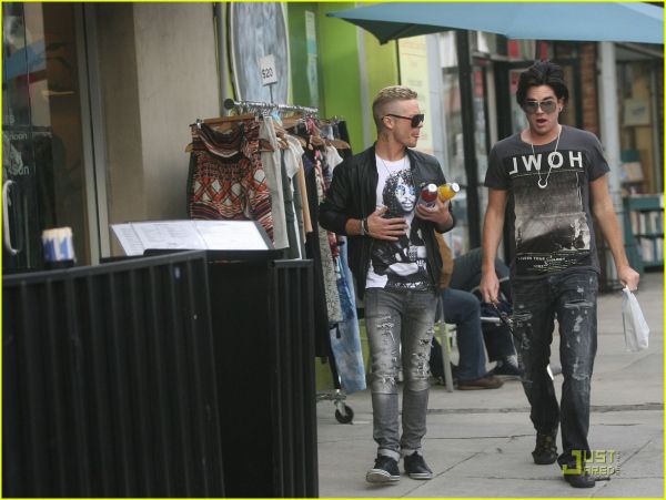 adam-lambert-sauli-koskinen-silverlake-05.jpg