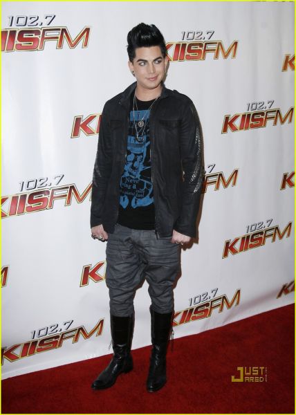 adam-lambert-wango-tango-05.jpg