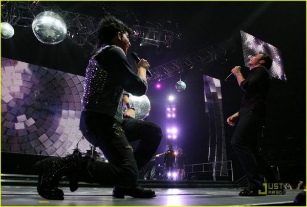 Créditos: justjared.buzznet.com 
