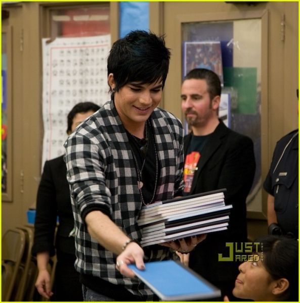 adam-lambert-donorschoose-classroom-challenge-01.jpg