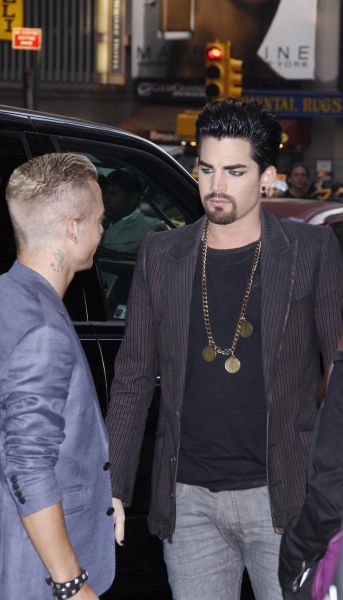 Créditos: AdamEyes'd / Adam Lambert Network
