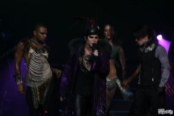 adamlambertliveinsydney19_800x533.jpg