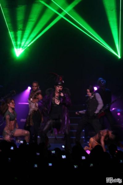 adamlambertliveinsydney30_533x800.jpg