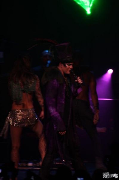 adamlambertliveinsydney9_533x800.jpg