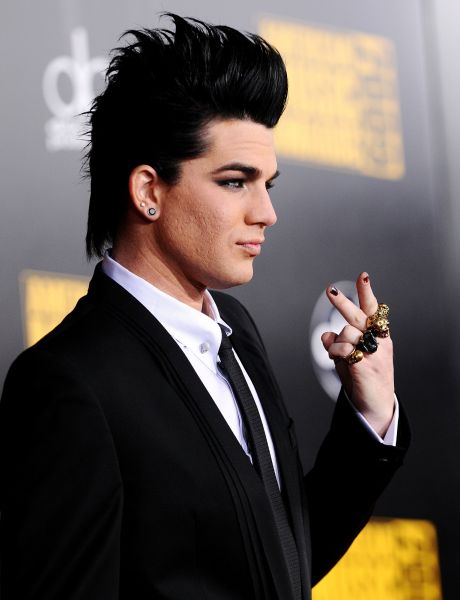 adam_lamert_arrives_the_2009_american_music_awards_celebritycity_arielriann_1345_742alhq.jpg