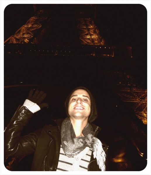 Isaac na Torre Eiffel, Paris
