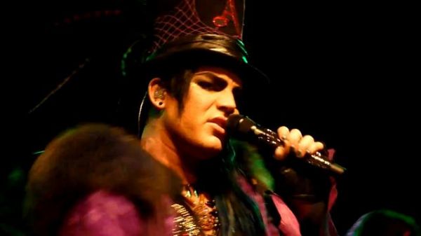 Créditos: Adam Lambert Italy
