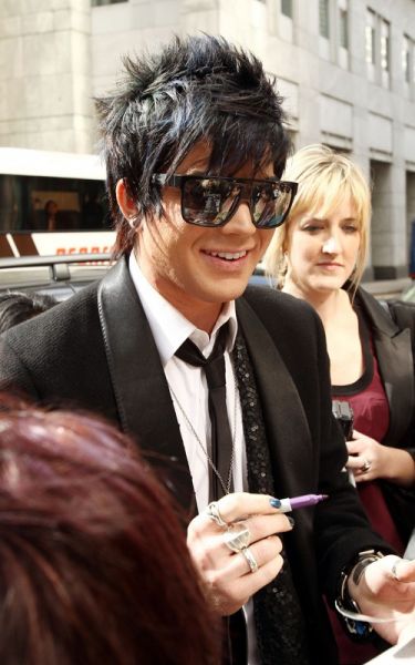 adam-lambert-032610-8.jpg