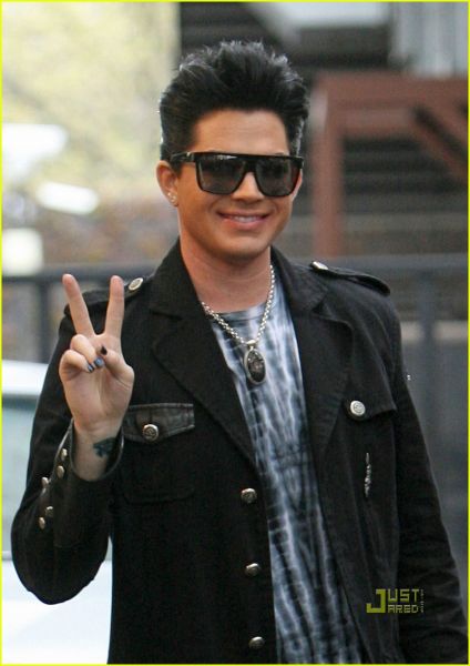 adam-lambert-top-man-09.jpg