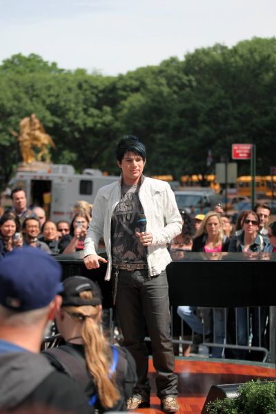 Adam-CD-20090526-NYC-WN-H0001R_800x1200.jpg