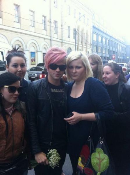 Créditos: Adam Lambert Fan Club
