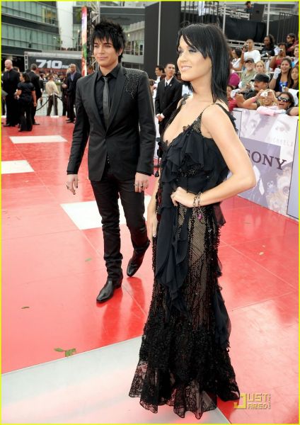 katy-perry-adam-lambert-this-is-it-03.jpg