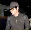 adam-lambert-diss-the-kiss-03.jpg