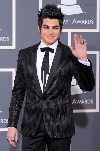 gallery_enlarged-adam-lambert-2010-grammy-awards-red-carpet-photos-01312010-03.jpg