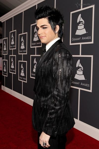 gallery_enlarged-adam-lambert-2010-grammy-awards-red-carpet-photos-01312010-12.jpg