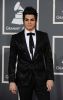 gallery_enlarged-adam-lambert-2010-grammy-awards-red-carpet-photos-02012010-14.jpg