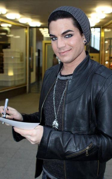 adam-lambert-043010-9.jpg