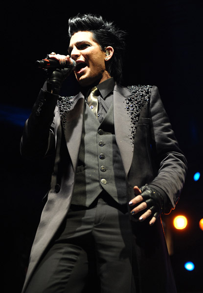 adam_lambert_performs_at_the_4th_annual_gridlock_la_new_years_eve_bash_arielriann_tcc_83732_842AL.jpg