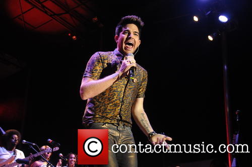 adam-lambert-adam-lambert-performs-live-at_3824024.jpg