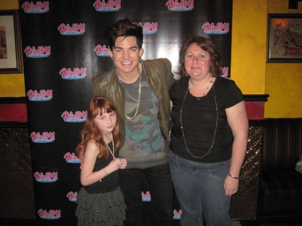 adam-lambert-in-the-mix-lounge-120.jpg