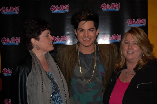 adam-lambert-in-the-mix-lounge-92.jpg