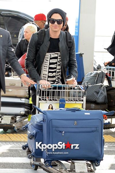 53687-airport-fashion-adam-lambert-leaving-for-japan-concert-after-concludin.jpg