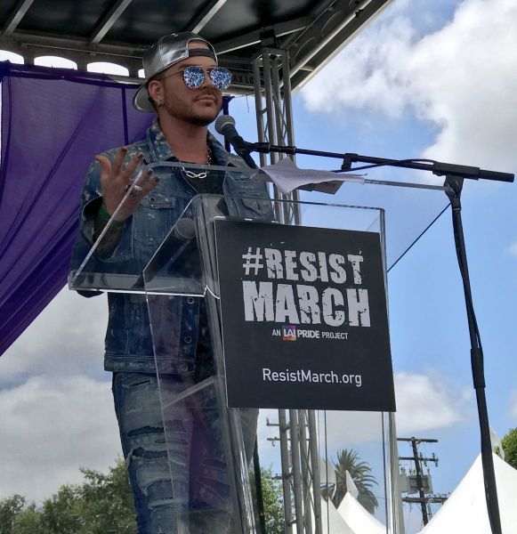 Créditos: @ResistMarch
