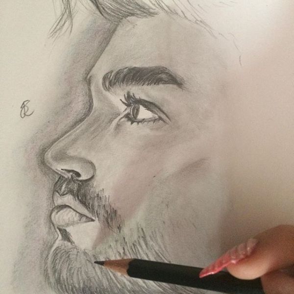 Créditos: @adamlambert_arts
