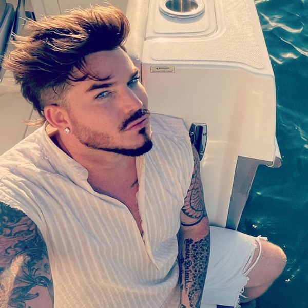 Créditos: Adam Lambert
