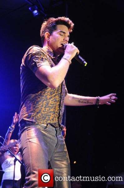 adam-lambert-adam-lambert-performs-live-at_3824006.jpg