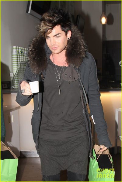 adam-lambert-bodyfactory-easter-stop-01.jpg