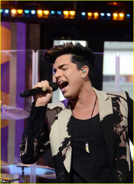 adam-lambert-good-morning-america-09.jpg