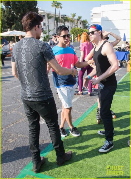 adam-lambert-hammer-time-at-just-jared-summer-kick-off-party-presented-by-mcdonalds-14.jpg