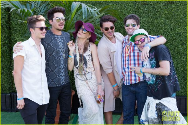 adam-lambert-hammer-time-at-just-jared-summer-kick-off-party-presented-by-mcdonalds-17.jpg