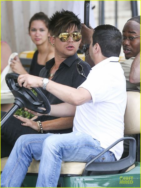 adam-lambert-miami-beach-gay-pride-parade-performer-04.jpg