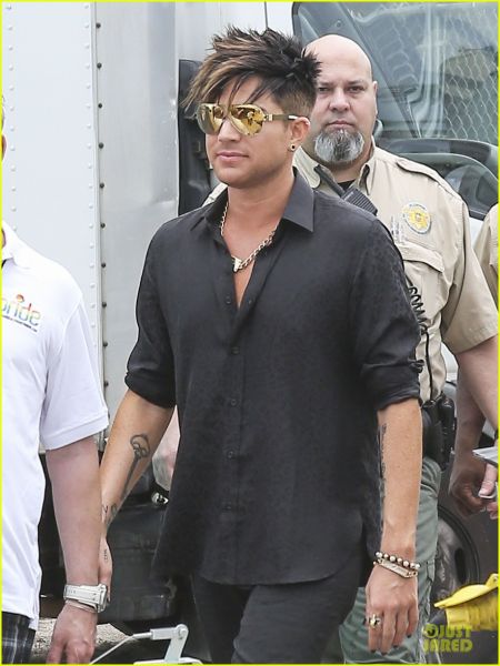 adam-lambert-miami-beach-gay-pride-parade-performer-06.jpg