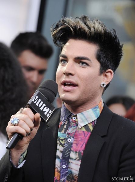 adam-lambert-muchmusic-live-05292012-05-667x900.jpg