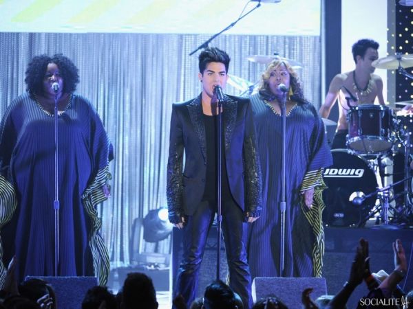 adam-lambert-newnownext-04052012-26-900x675.jpg