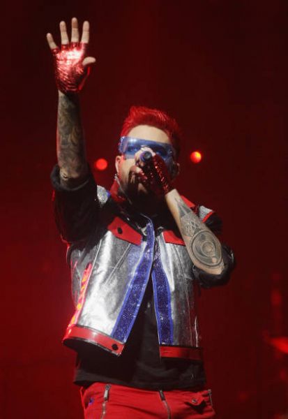 adam-lambert-of-queen-adam-lambert-performs-at-sap-center-on-june-29-picture-id803725806.jpg