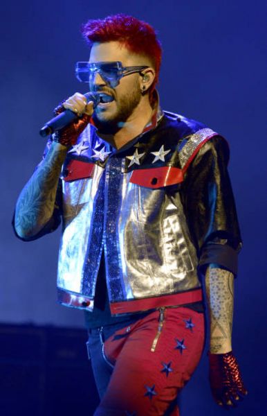 adam-lambert-of-queen-adam-lambert-performs-at-sap-center-on-june-29-picture-id803802590.jpg