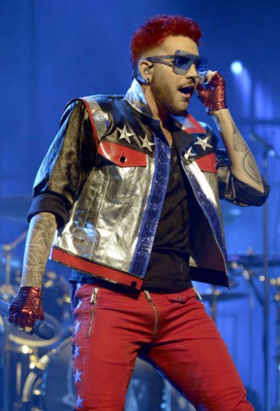 adam-lambert-of-queen-adam-lambert-performs-at-sap-center-on-june-29-picture-id803817412.jpg