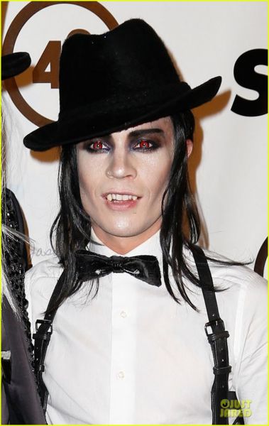 adam-lambert-sauli-koskinen-glampires-for-halloween-charity-event-05.jpg