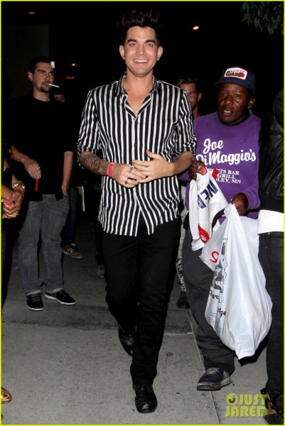 adam-lambert-smiles-wide-while-heading-to-bootsy-bellows-01.jpg