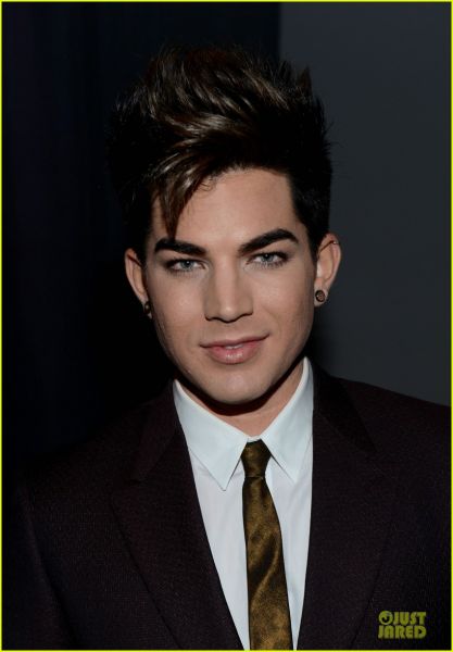 adam-lambert-step-up-on-vine-grand-opening--06.jpg