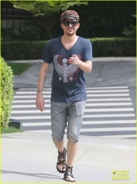 adam-lambert-steps-out-with-ex-sauli-koskinen-after-cory-monteith-condolence-12.jpg