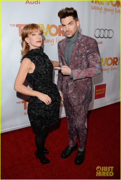 adam-lambert-trevorlive-la-2013-01.jpg